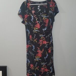 New York & Co size xl black colorful floral pretty dress sexy neckline